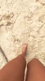 Gabi Lopes feet photo 6