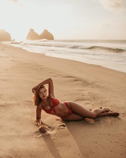 Gabi Lopes feet photo 17