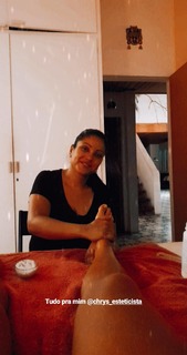 Gabi Lopes feet photo 14