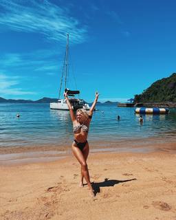 Gabi Lopes feet photo 6