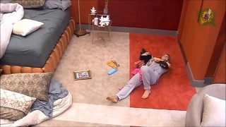 Gabi Martins feet photo thumbnail