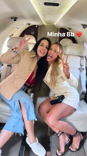 Gabi Martins feet photo thumbnail