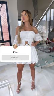 Gabi Martins feet photo thumbnail