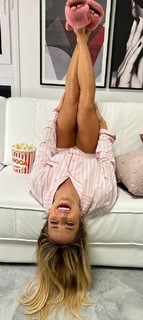 Gabi Martins feet photo thumbnail