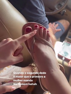 Gabi Martins feet photo thumbnail