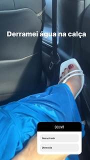 Gabi Martins feet photo thumbnail