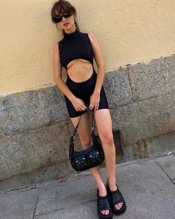 Gabriela Andrada feet photo 7
