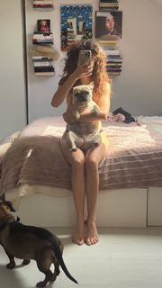 Gabriela Andrada feet photo 15