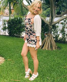 Gabriela Carrillo feet photo 6