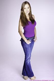 Gabriela Carrillo feet photo 15