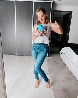 Gabriela Carrillo feet photo 9