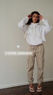 Gabriela Mag feet photo 1