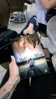 Gabriela Morais feet photo 1