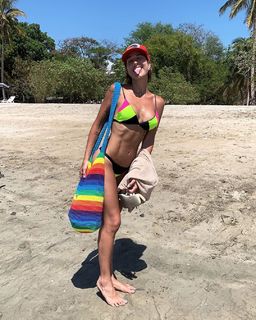 Gabriela Morais feet photo 4