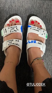 Gabriela Morais feet photo 9