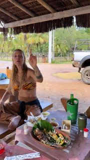 Gabriela Morais feet photo 8