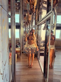 Gabriela Moura feet photo 8