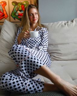 Gabriela Prioli feet photo thumbnail