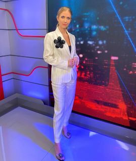 Gabriela Prioli feet photo thumbnail