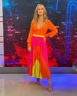 Gabriela Prioli feet photo thumbnail