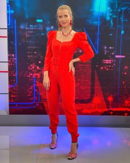 Gabriela Prioli feet photo thumbnail