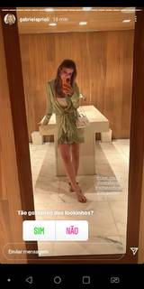 Gabriela Prioli feet photo thumbnail