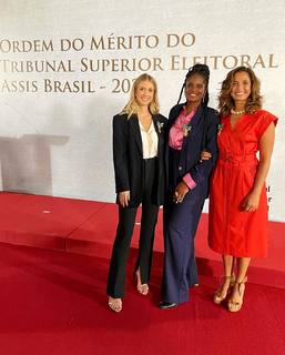 Gabriela Prioli feet photo thumbnail