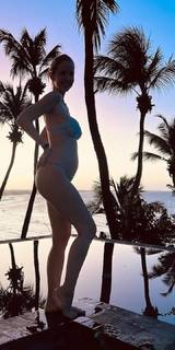 Gabriela Prioli feet photo thumbnail