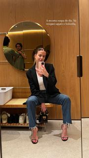 Gabriela Prioli feet photo thumbnail