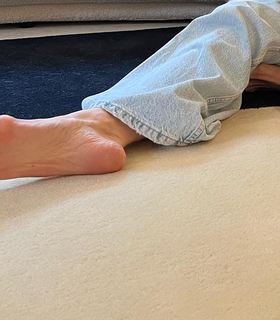 Gabriela Prioli feet photo thumbnail