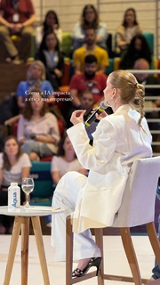 Gabriela Prioli feet photo thumbnail