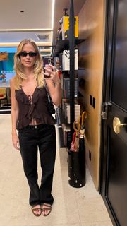 Gabriela Prioli feet photo thumbnail