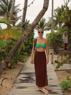 Gabriela Prioli feet photo thumbnail