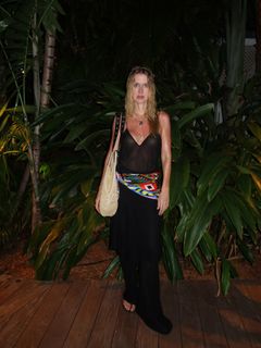 Gabriela Prioli feet photo thumbnail