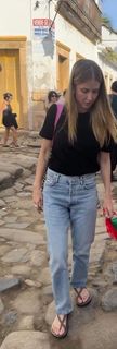 Gabriela Prioli feet photo thumbnail