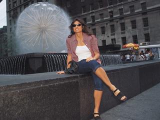 Gabriela Sabatini feet photo thumbnail