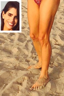 Gabriela Sari feet photo 6