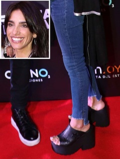 Gabriela Sari feet photo 7