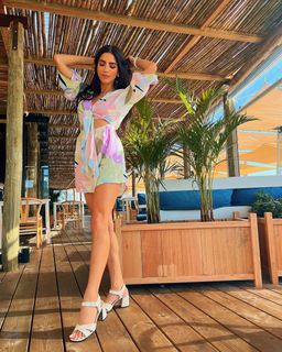 Gabriela Sari feet photo 2