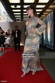 Gabriela Spanic feet photo 10