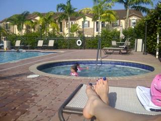 Gabriela Vergara feet photo 19