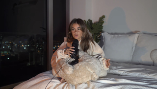 Gabriella Annalisa feet photo thumbnail