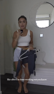 Gabriella Annalisa feet photo thumbnail