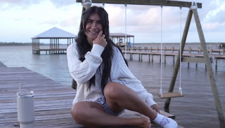 Gabriella Annalisa feet photo thumbnail