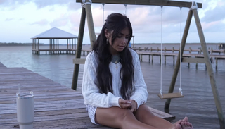 Gabriella Annalisa feet photo thumbnail
