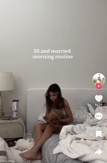 Gabriella Annalisa feet photo thumbnail