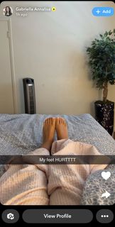 Gabriella Annalisa feet photo thumbnail