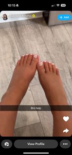 Gabriella Annalisa feet photo thumbnail