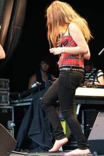 Gabriella Cilmi feet photo 2