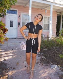 Gabriella Demartino feet photo 11